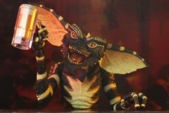 NECA Gremlins - Ultimate Flasher Actionfigur -Laden Für Lernspielzeug 30625 4